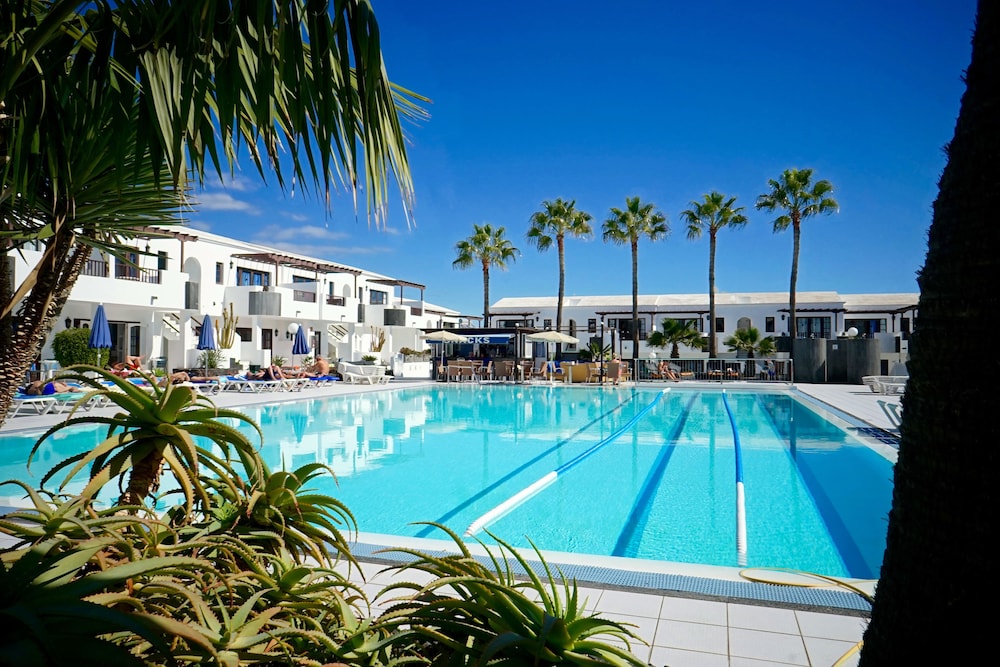 Apartamentos Plaza Azul — Swimming pool in Puerto del Carmen, Canary Islands