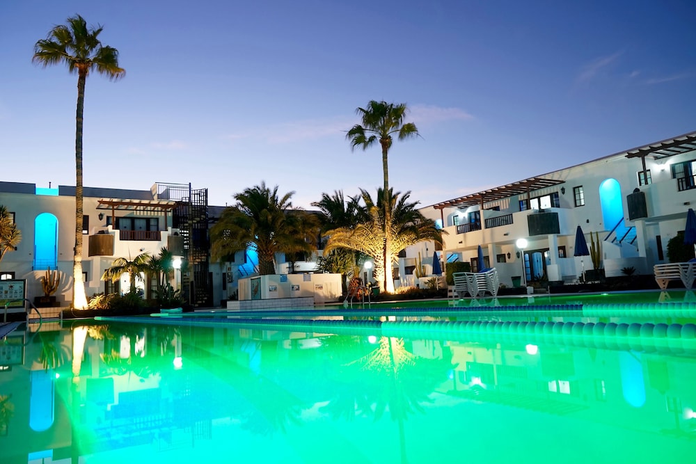 Apartamentos Plaza Azul — Swimming pool in Puerto del Carmen, Canary Islands