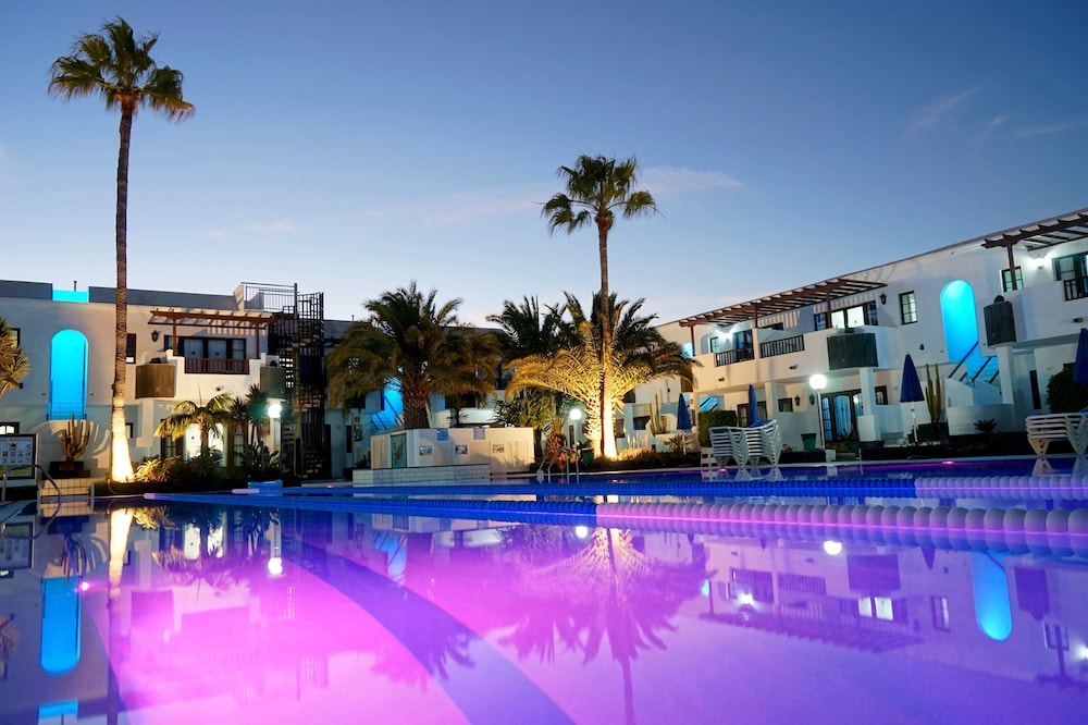 Apartamentos Plaza Azul — Swimming pool in Puerto del Carmen, Canary Islands
