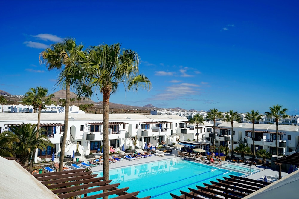 Apartamentos Plaza Azul — Swimming pool in Puerto del Carmen, Canary Islands