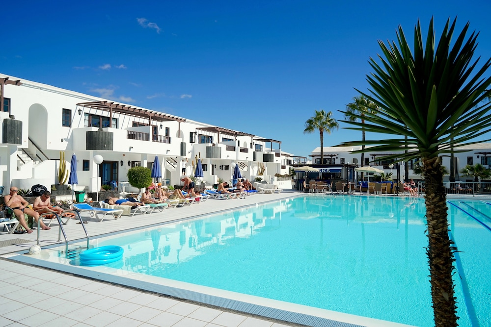 Apartamentos Plaza Azul — Swimming pool in Puerto del Carmen, Canary Islands