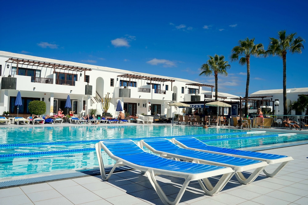 Apartamentos Plaza Azul — Swimming pool in Puerto del Carmen, Canary Islands
