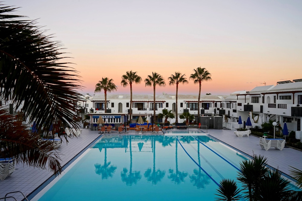 Apartamentos Plaza Azul — Swimming pool in Puerto del Carmen, Canary Islands