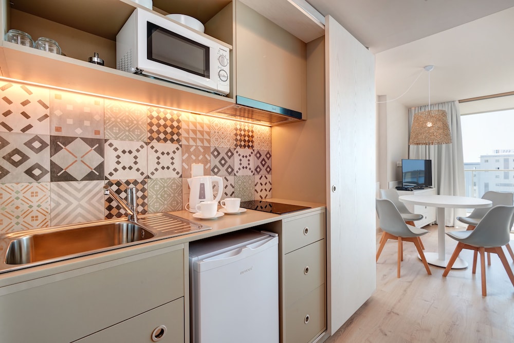 Protur Atalaya Apartamentos — Hotel rooms in Cala Millor, Balearic Islands