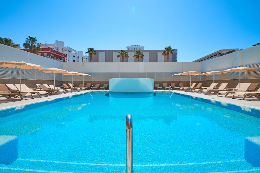 Protur Atalaya Apartamentos — Main photo in Cala Millor, Balearic Islands