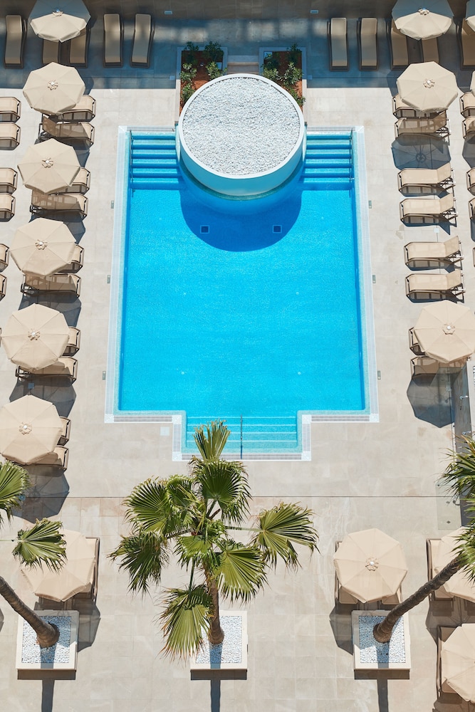Protur Atalaya Apartamentos — Swimming pool in Cala Millor, Balearic Islands
