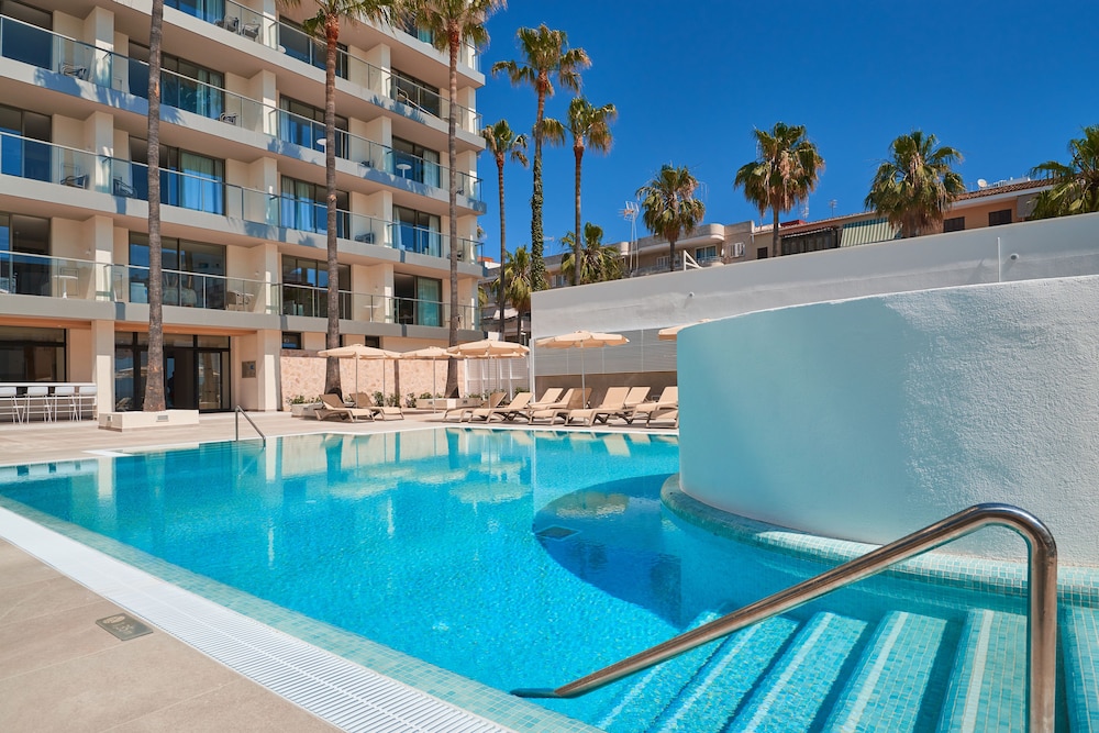 Protur Atalaya Apartamentos — Swimming pool in Cala Millor, Balearic Islands