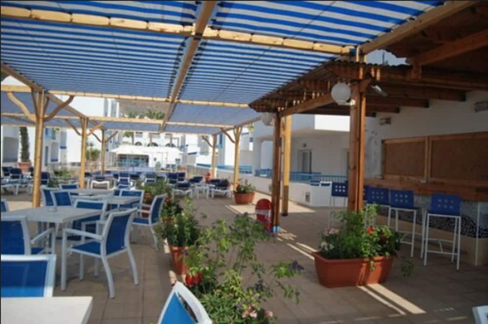 Hotel Punta del Cantal — Restaurant & bars in Mojacar, Andalusia
