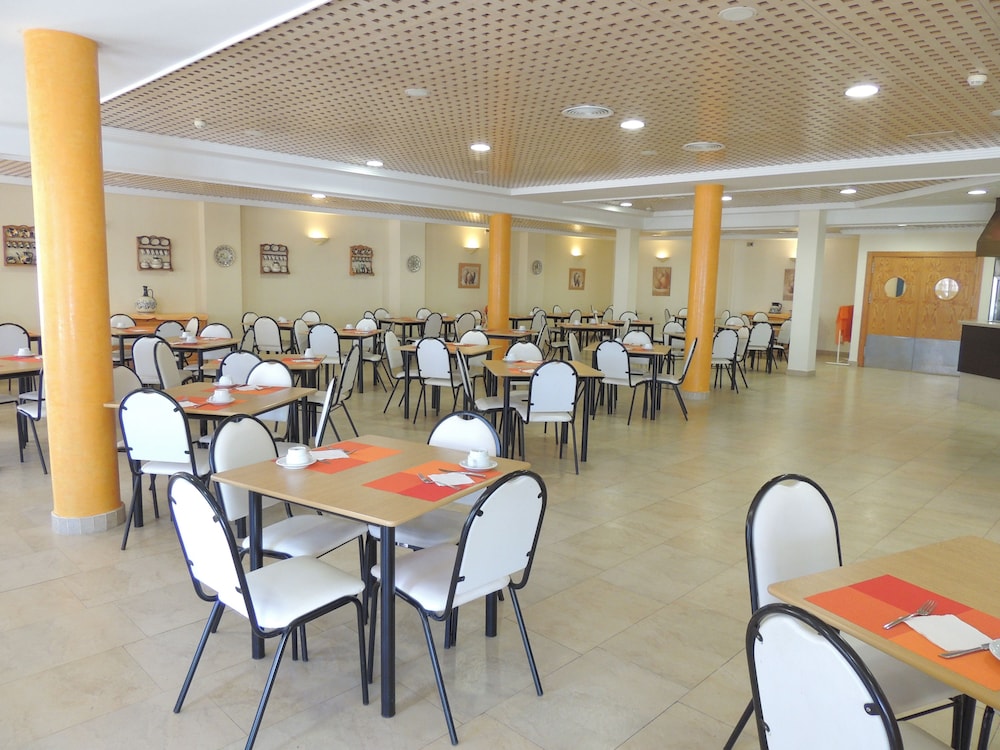 Hotel Punta del Cantal — Restaurant & bars in Mojacar, Andalusia