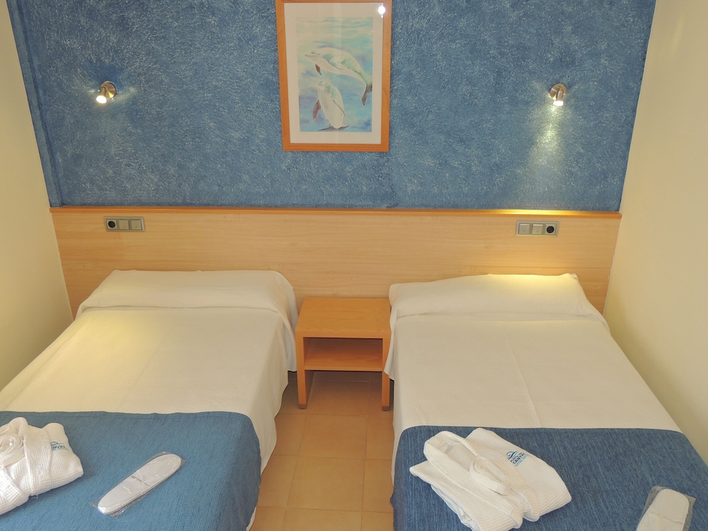 Hotel Punta del Cantal — Hotel rooms in Mojacar, Andalusia