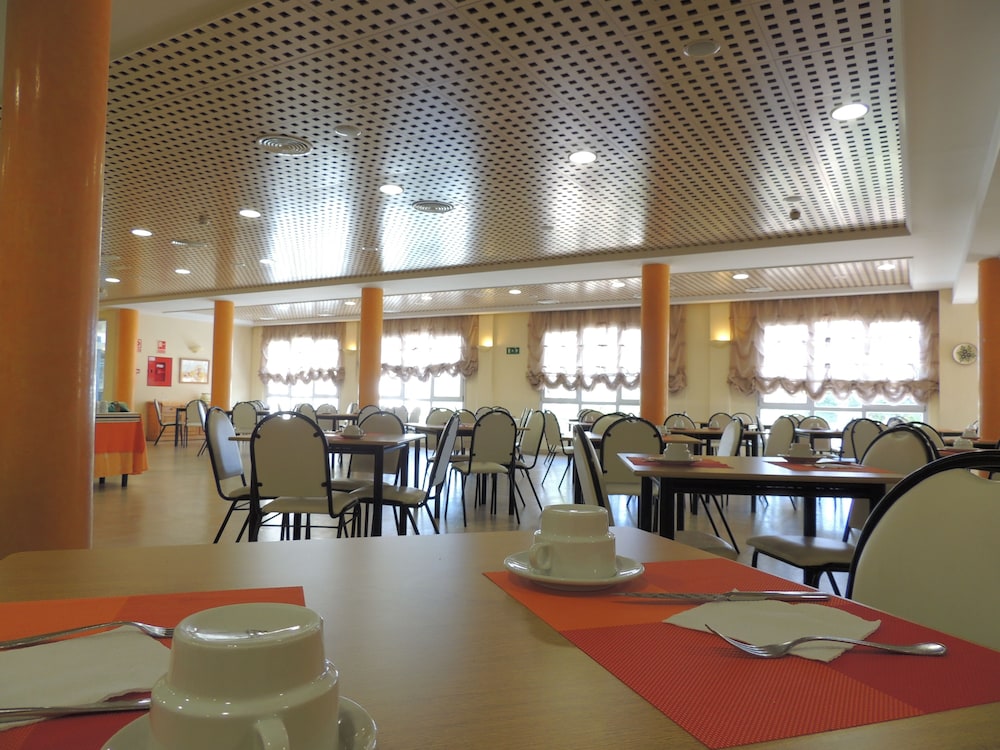 Hotel Punta del Cantal — Restaurant & bars in Mojacar, Andalusia