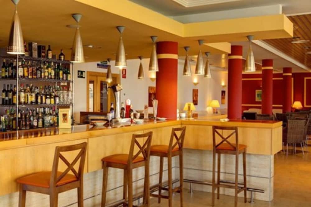 Hotel Punta del Cantal — Restaurant & bars in Mojacar, Andalusia