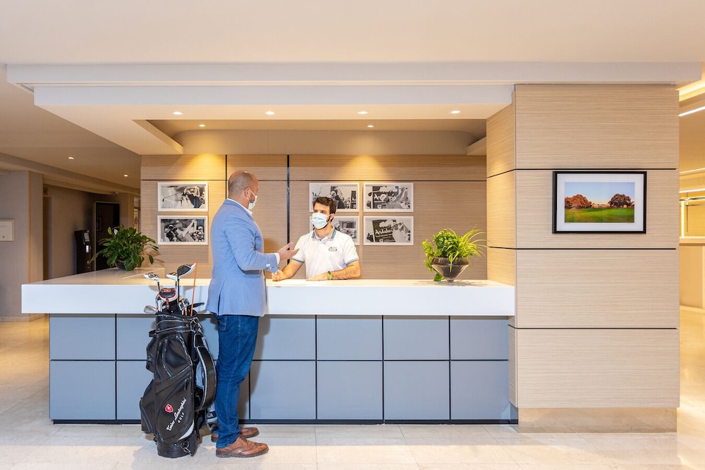 Aparthotel PYR Fuengirola — Sports & recreation in Fuengirola, Andalusia