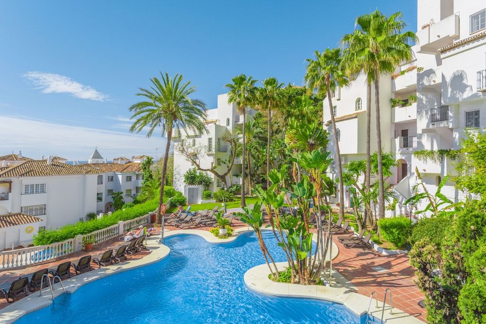 Royal Oasis Club at Pueblo Quinta image
