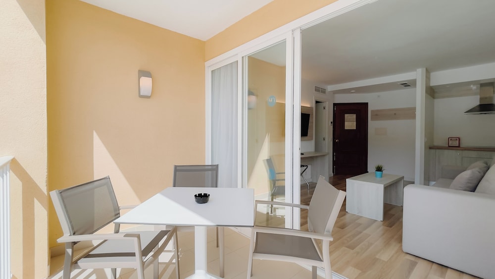 Comitas Floramar — Hotel rooms in Cala Galdana, Balearic Islands
