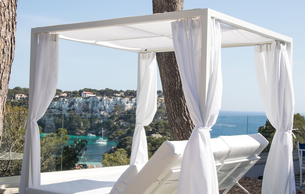 Comitas Floramar — Beach in Cala Galdana, Balearic Islands