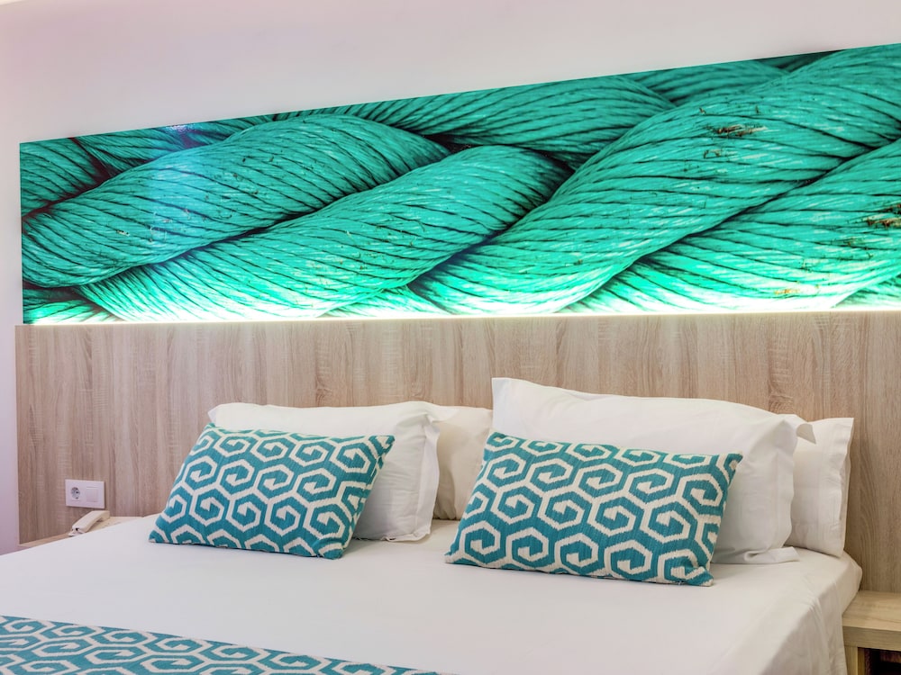 Comitas Floramar — Hotel rooms in Cala Galdana, Balearic Islands