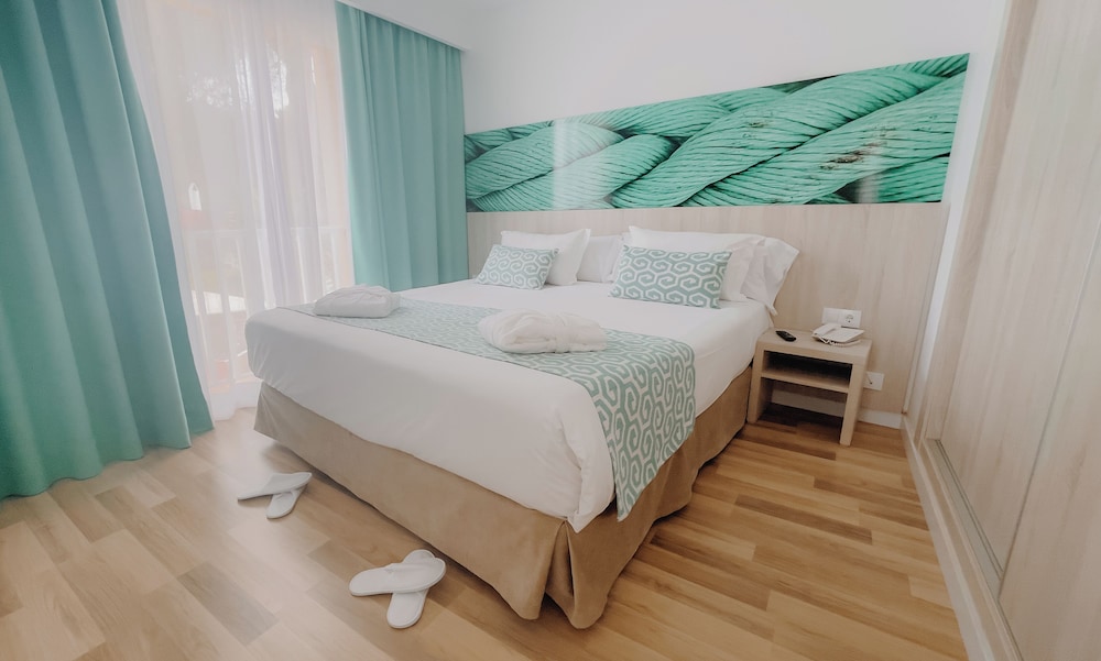 Comitas Floramar — Hotel rooms in Cala Galdana, Balearic Islands