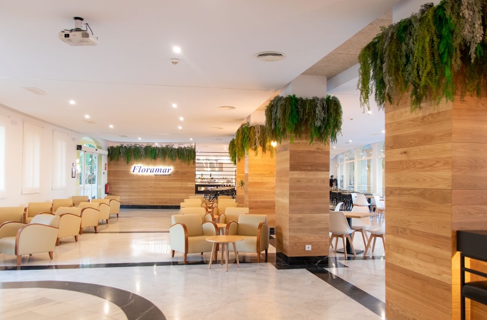 Comitas Floramar — Restaurant & bars in Cala Galdana, Balearic Islands