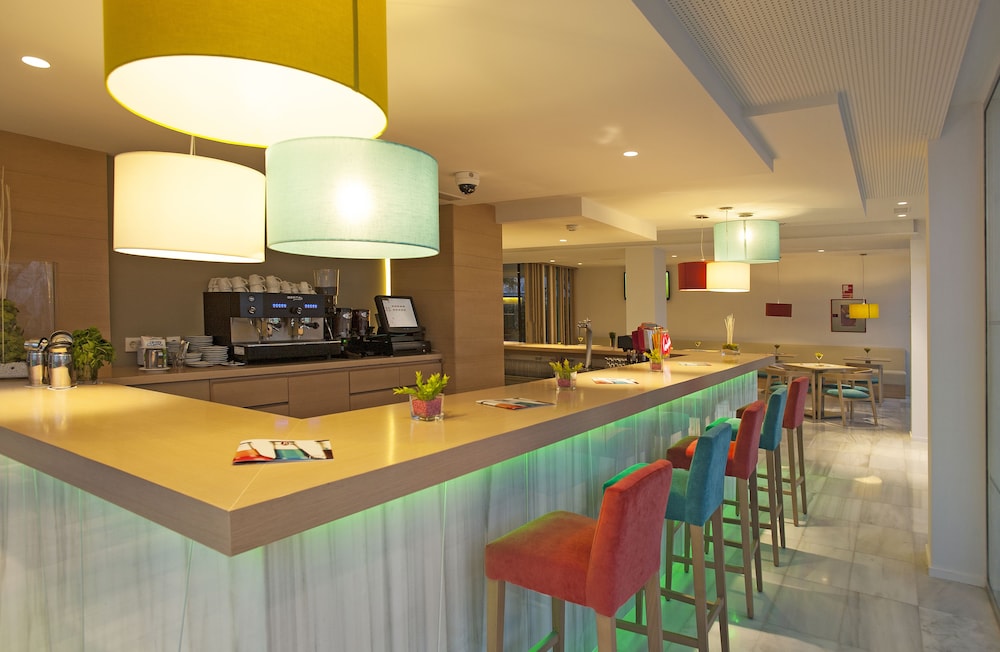 Hotel JS Palma Stay - Adults Only — Restaurant & bars in Playa de Palma, Balearic Islands