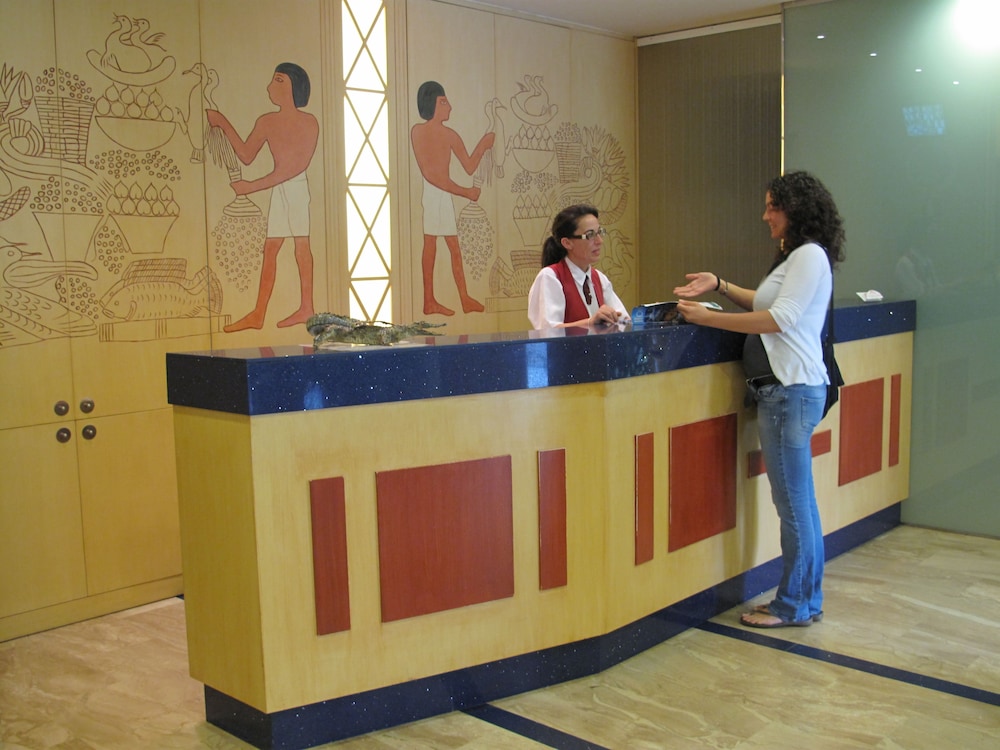 Cleopatra Spa Hotel — Hotel building in Lloret de Mar, Catalonia