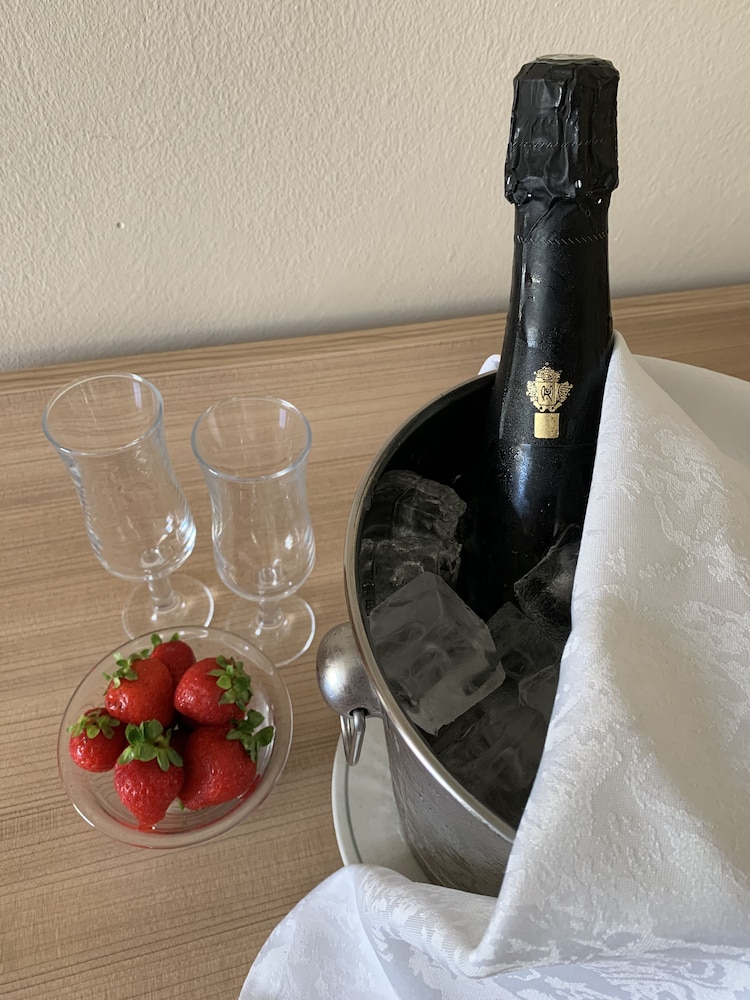 Cleopatra Spa Hotel — Hotel rooms in Lloret de Mar, Catalonia