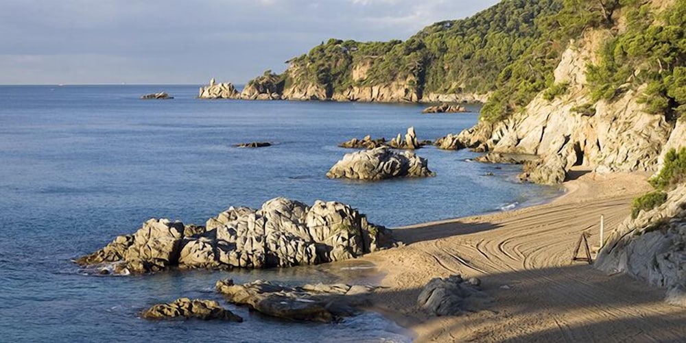 Cleopatra Spa Hotel — Beach in Lloret de Mar, Catalonia