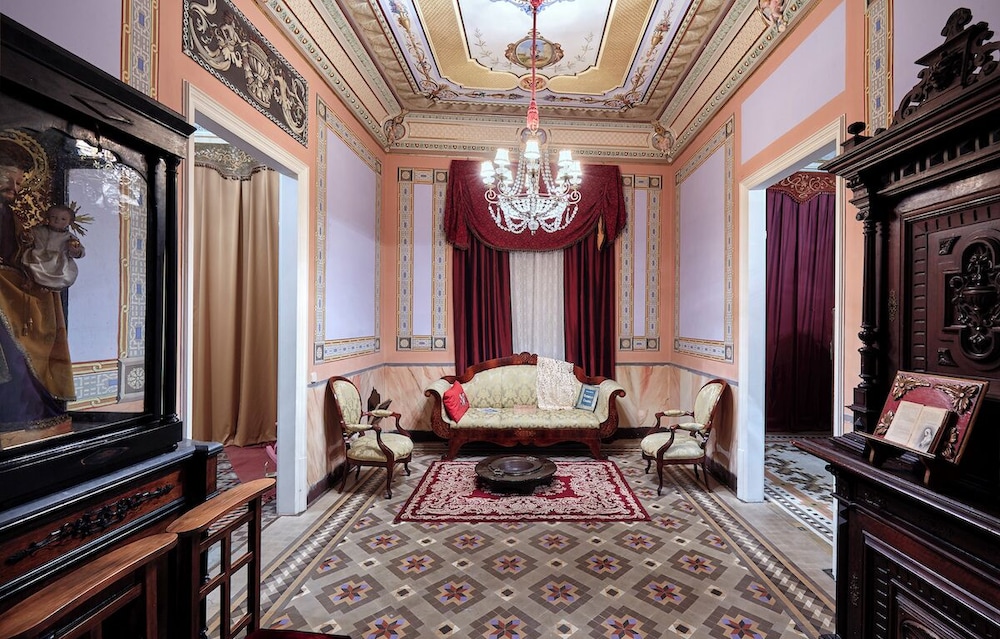Cleopatra Spa Hotel — Hotel rooms in Lloret de Mar, Catalonia