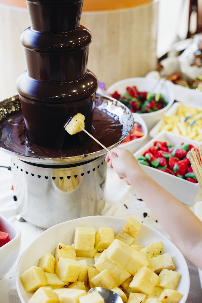 Cleopatra Spa Hotel — Attractions for children in Lloret de Mar, Catalonia