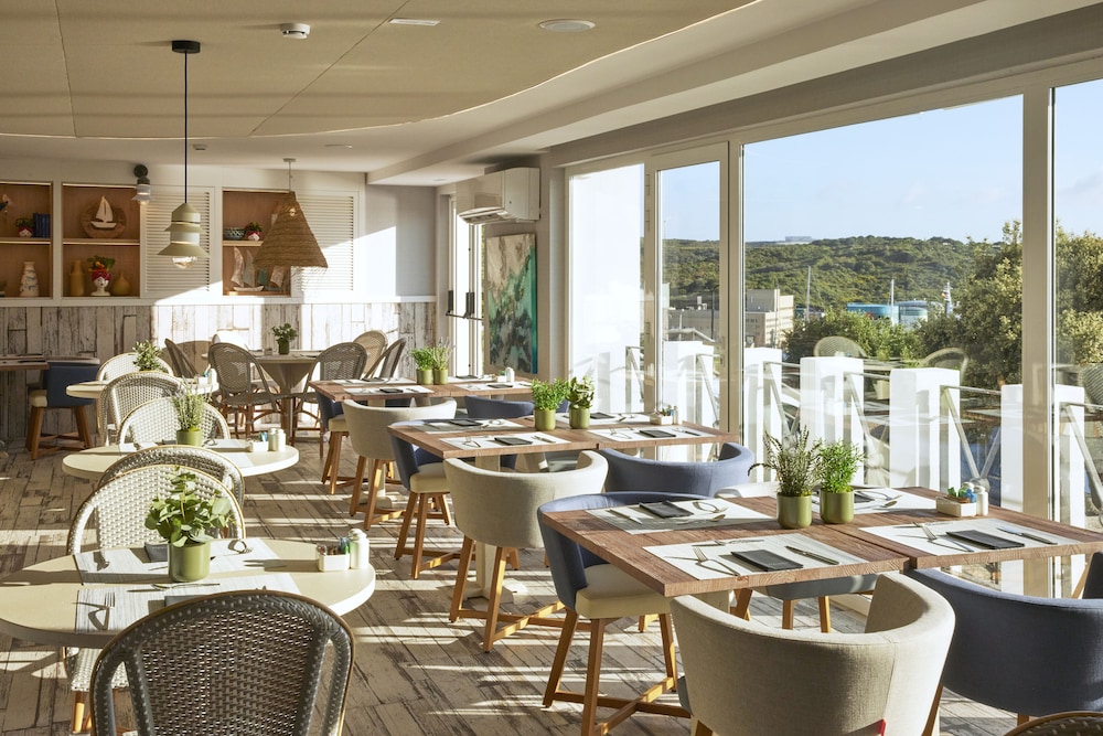 Catalonia Mirador des Port — Restaurant & bars in Mahon, Balearic Islands