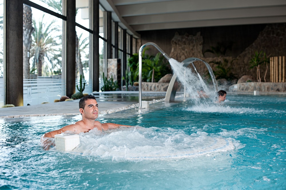 Hotel LIVVO Valle Taurito & Aquapark — Facilities in Taurito, Canary Islands