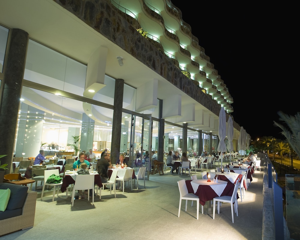 Hotel LIVVO Valle Taurito & Aquapark — Restaurant in Taurito, Canary Islands