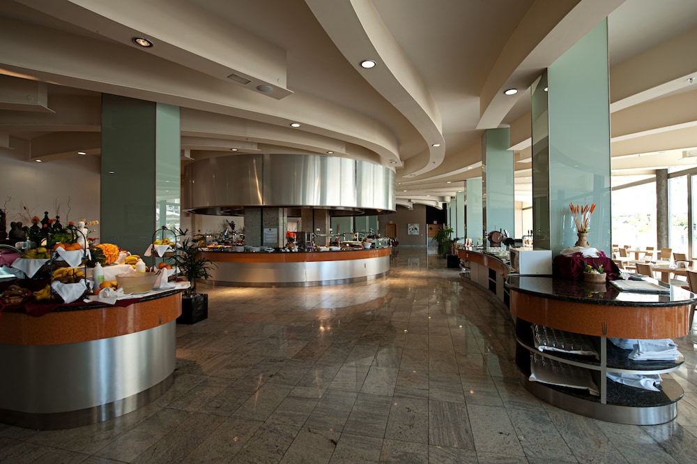 Hotel LIVVO Valle Taurito & Aquapark — Restaurant in Taurito, Canary Islands