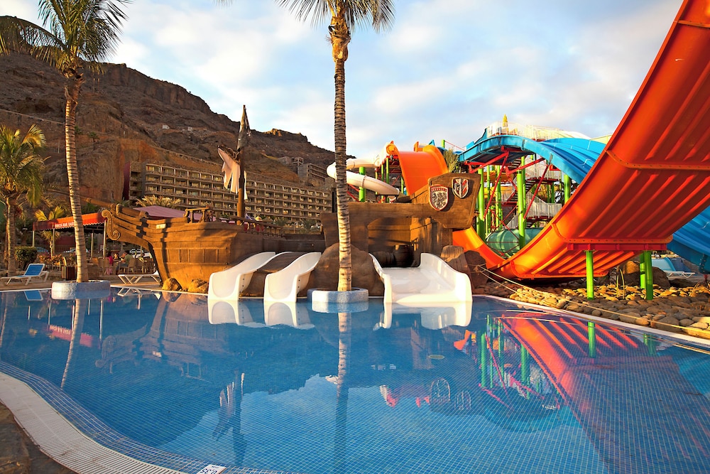 Hotel LIVVO Valle Taurito & Aquapark — Pool in Taurito, Canary Islands