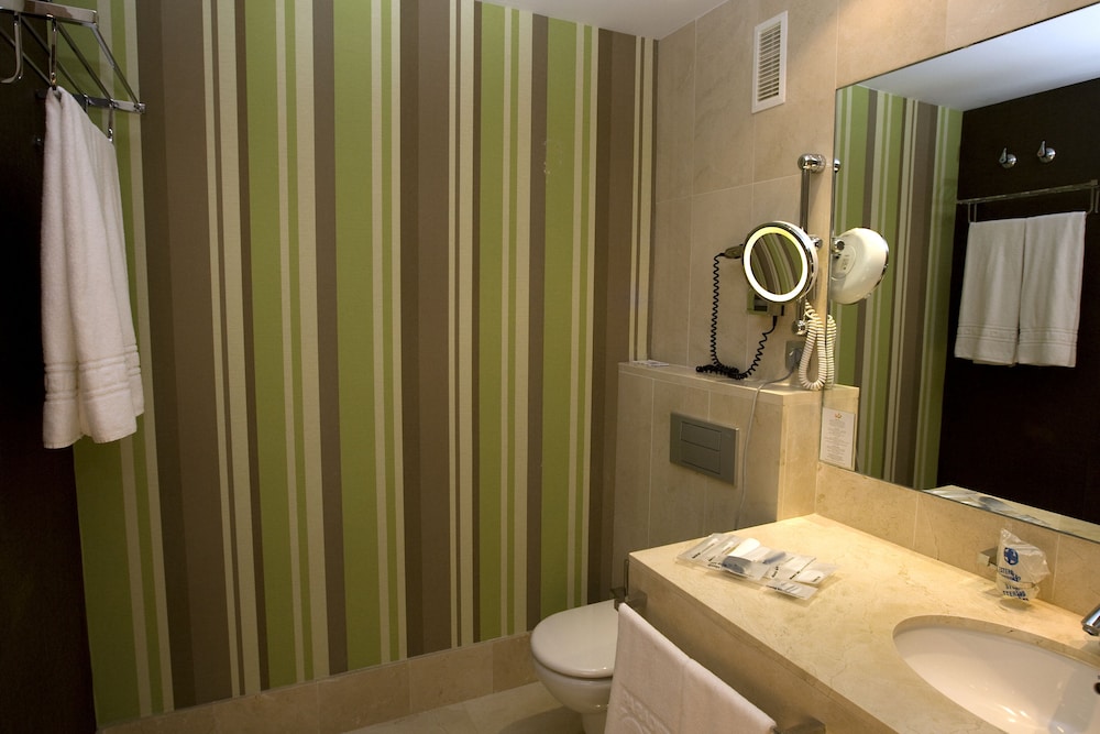 Hotel LIVVO Valle Taurito & Aquapark — Rooms in Taurito, Canary Islands