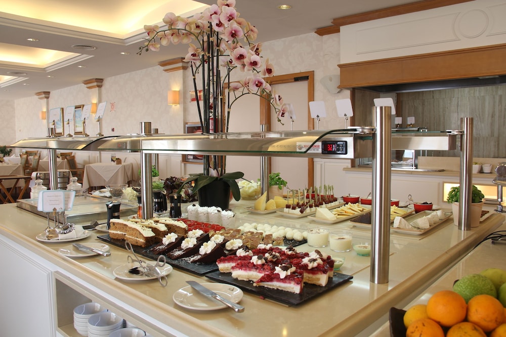 XQ El Palacete — Restaurant & bars in Esquinzo, Canary Islands