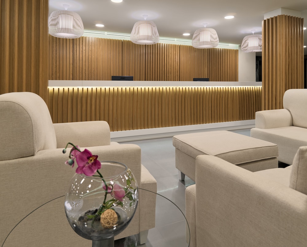 XQ El Palacete — Hotel building in Esquinzo, Canary Islands