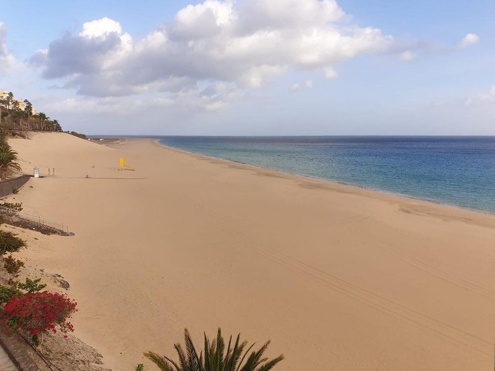 XQ El Palacete — Beach in Esquinzo, Canary Islands