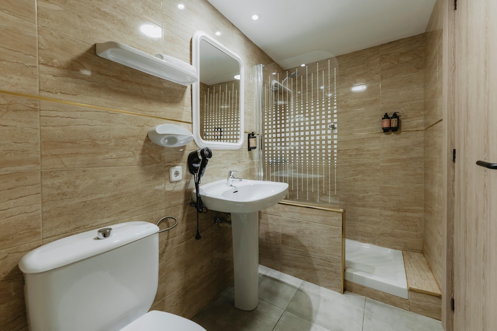 Gomila Palma Apartments - New Opening — Hotel rooms in Palma de Mallorca, Balearic Islands
