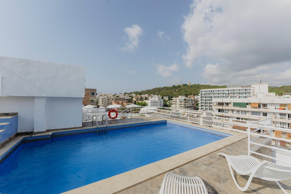 Gomila Palma Apartments - New Opening — Swimming pool in Palma de Mallorca, Balearic Islands