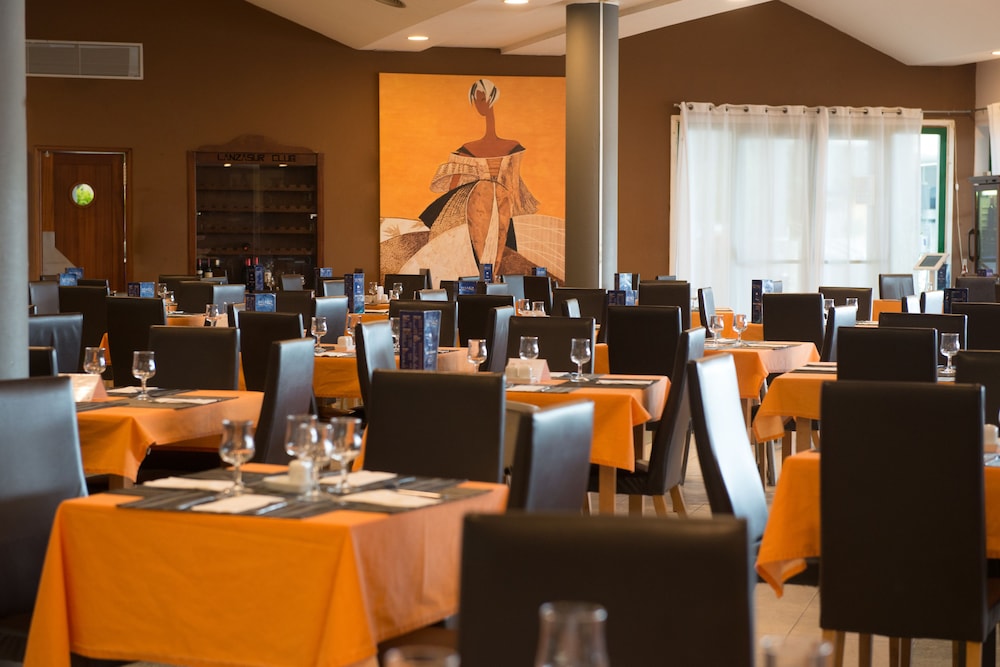 Relaxia Lanzasur- All Inclusive — Restaurant & bars in Playa Blanca, Canary Islands