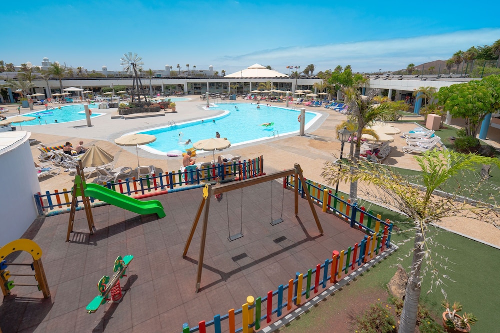 Relaxia Lanzasur- All Inclusive — Attractions for children in Playa Blanca, Canary Islands