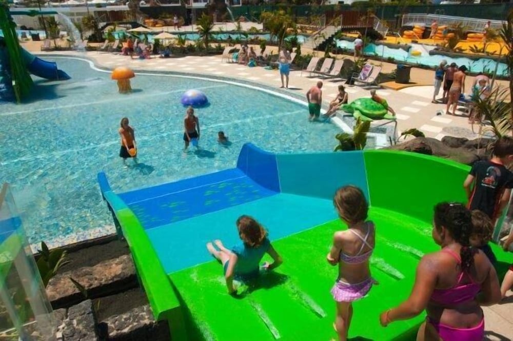 Relaxia Lanzasur- All Inclusive — Swimming pool in Playa Blanca, Canary Islands