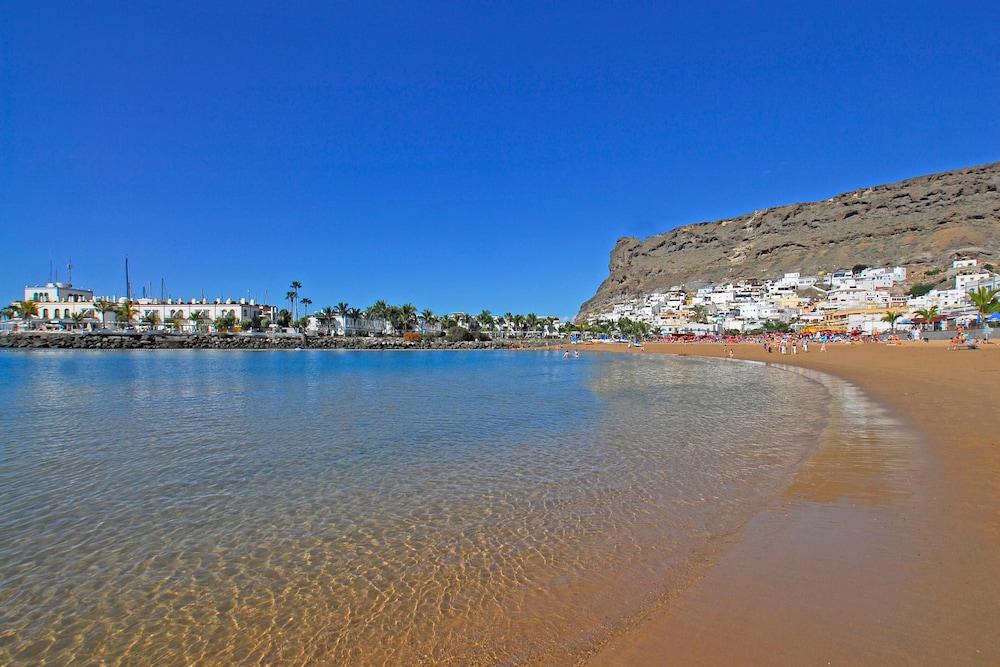 Apartamentos Cordial Mogán Valle — Beach in Puerto de Mogan, Canary Islands