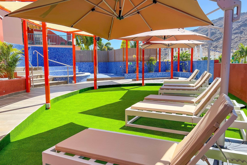 Apartamentos Cordial Mogán Valle — Swimming pool in Puerto de Mogan, Canary Islands