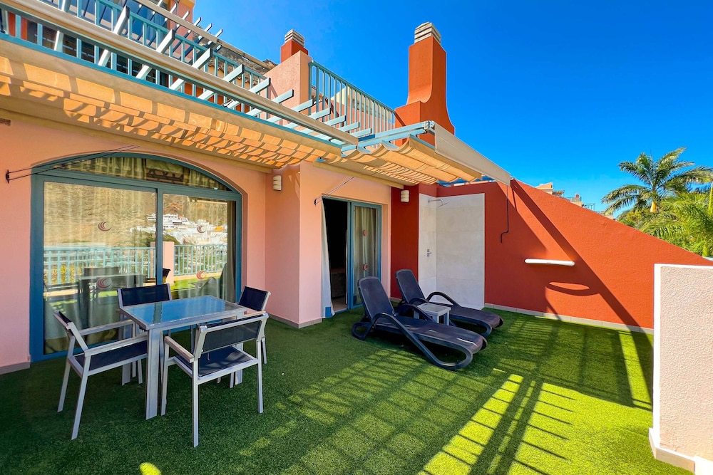 Apartamentos Cordial Mogán Valle — Hotel building in Puerto de Mogan, Canary Islands