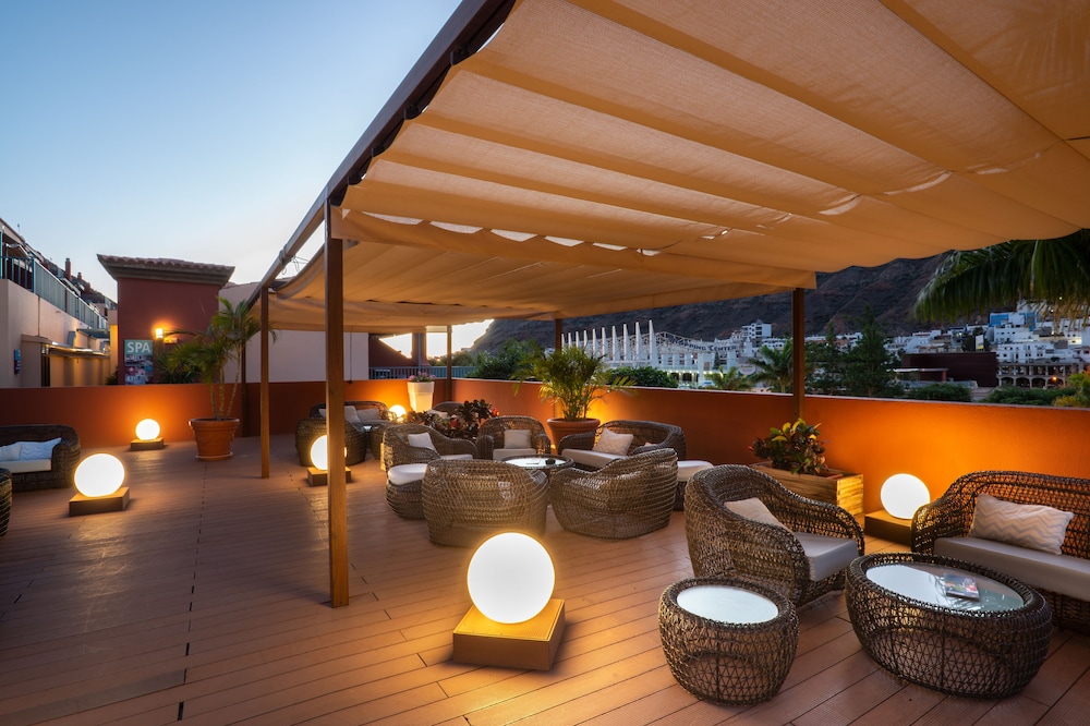 Apartamentos Cordial Mogán Valle — Restaurant & bars in Puerto de Mogan, Canary Islands