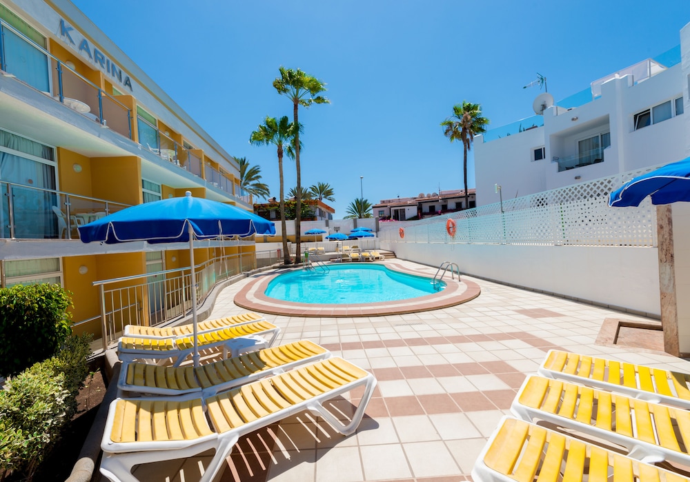 Apartamentos Karina — Swimming pool in Playa del Ingles, Canary Islands