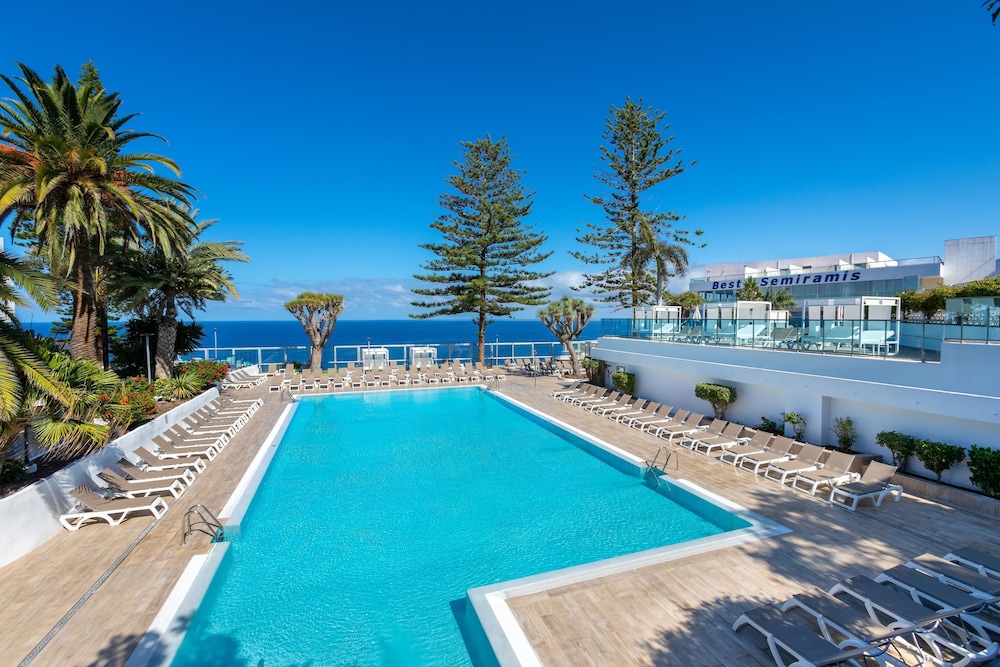 Hotel Best Semiramis — Swimming pool in Puerto de la Cruz, Canary Islands