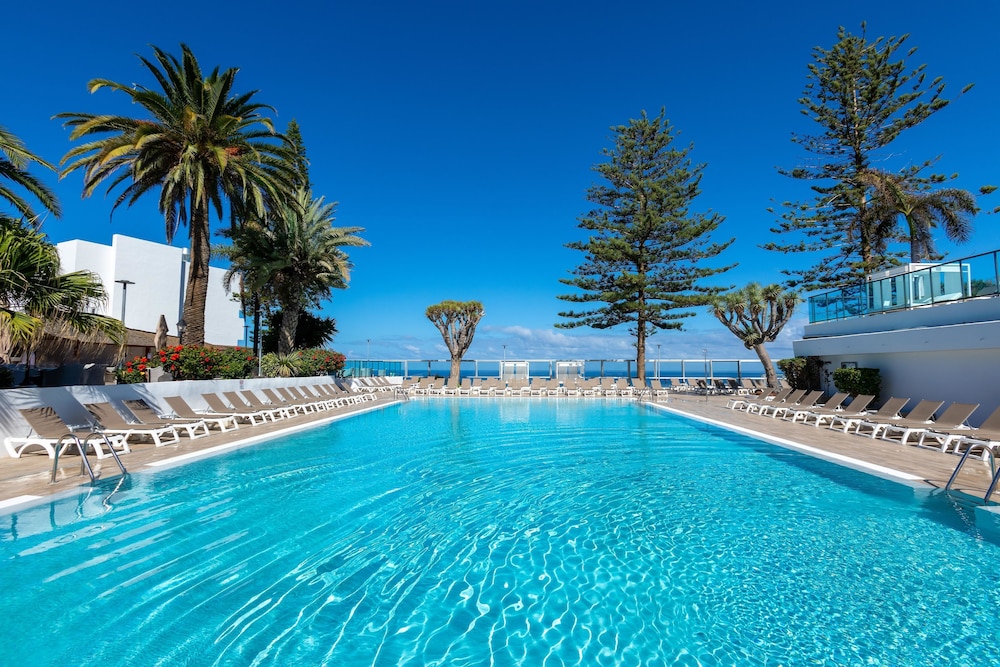 Hotel Best Semiramis — Swimming pool in Puerto de la Cruz, Canary Islands